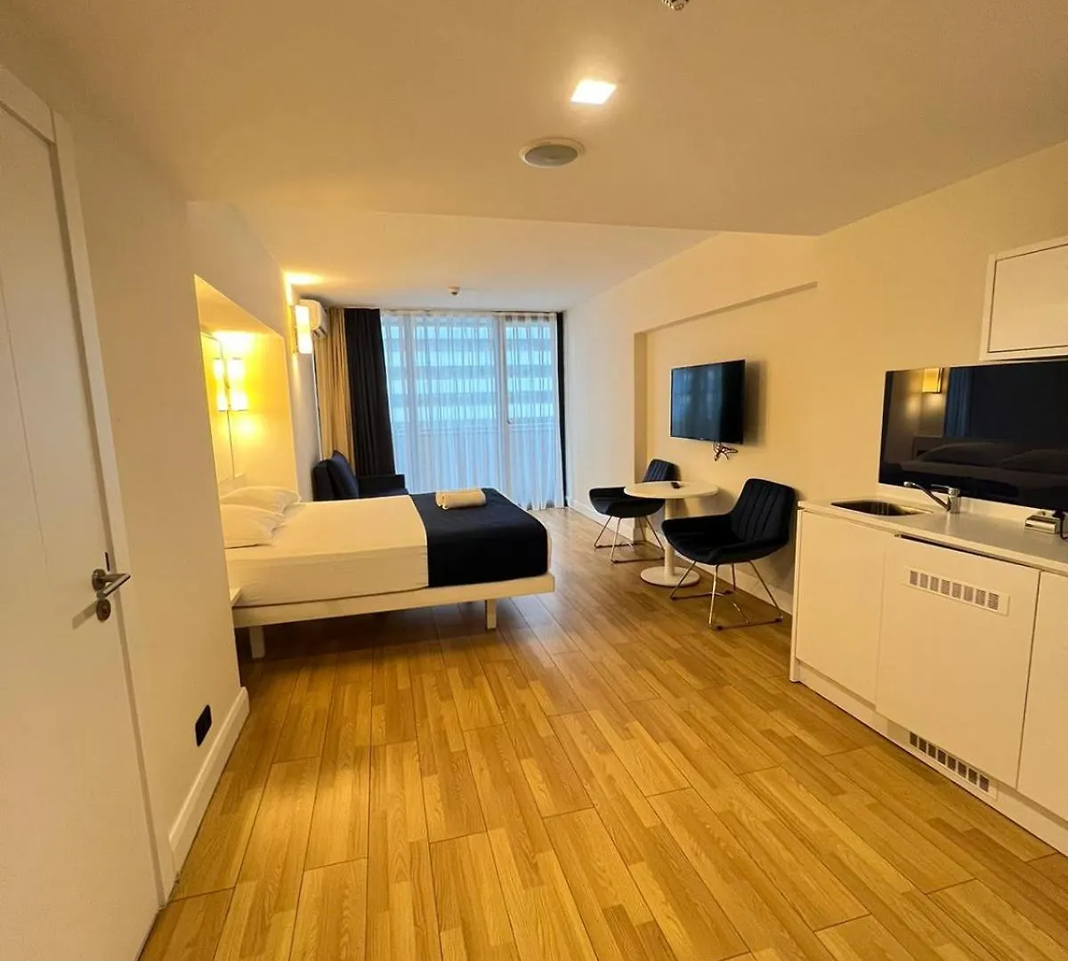 Апартаменты Студия С Видом На Море В Комплексе - Orbi City N7 Batumi Hotel